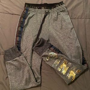 Victoria Secret PINK sweats size small new without tags never worn